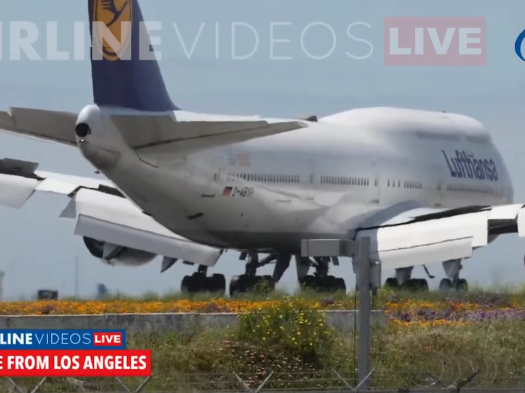 Avión rebota en la pista durante el aterrizaje: terror a bordo