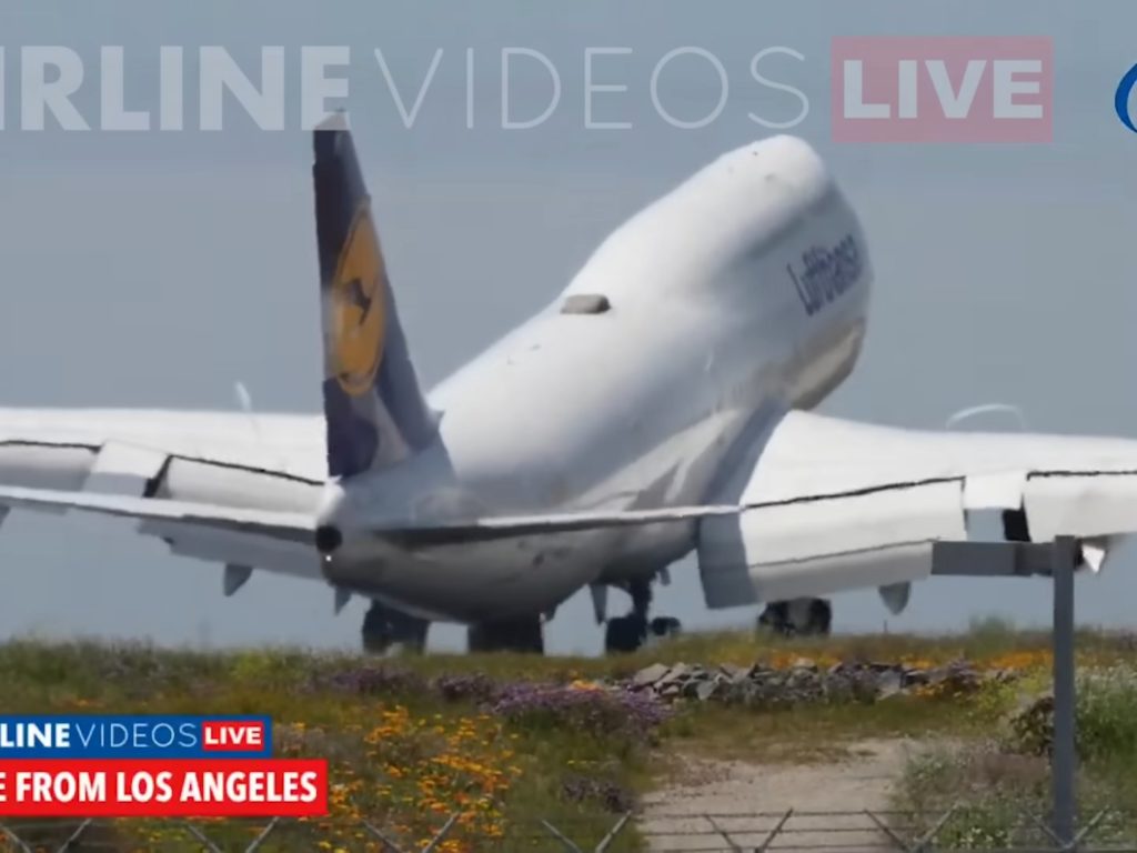 Un avion rebondit sur la piste lors de l'atterrissage : terreur à bord