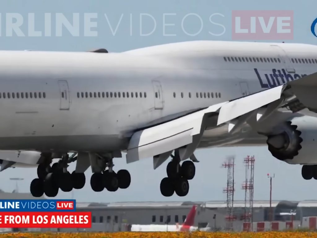 Avión rebota en la pista durante el aterrizaje: terror a bordo