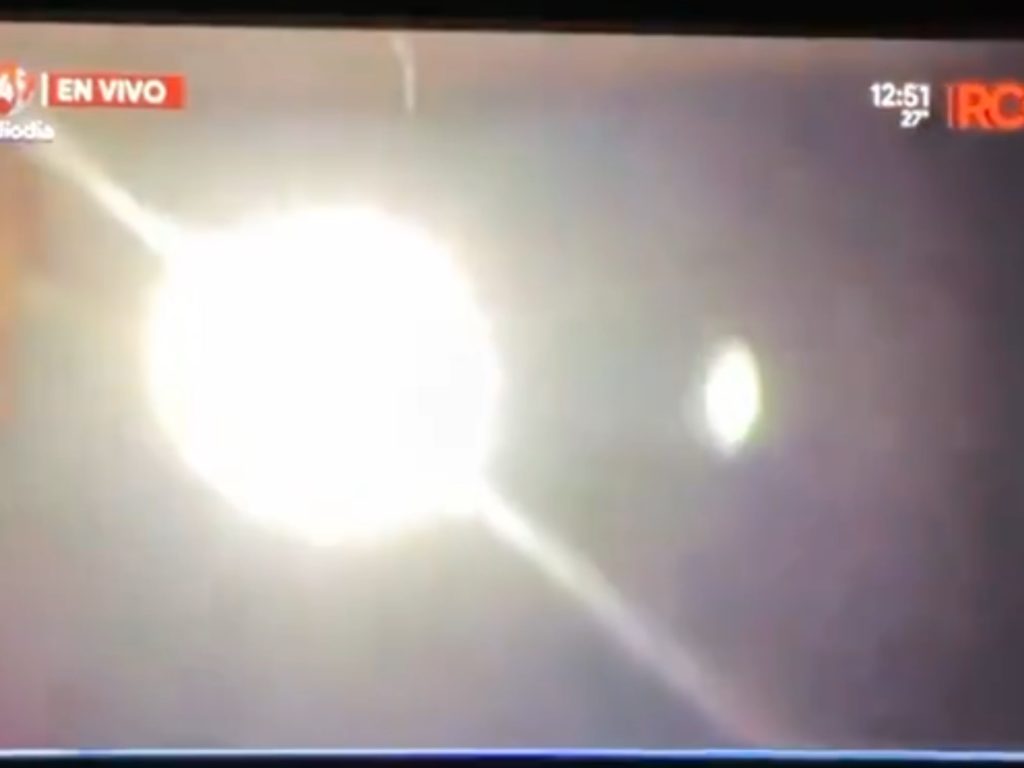 Eclipse testicular en vivo en las noticias, vergüenza en el estudio de video viral