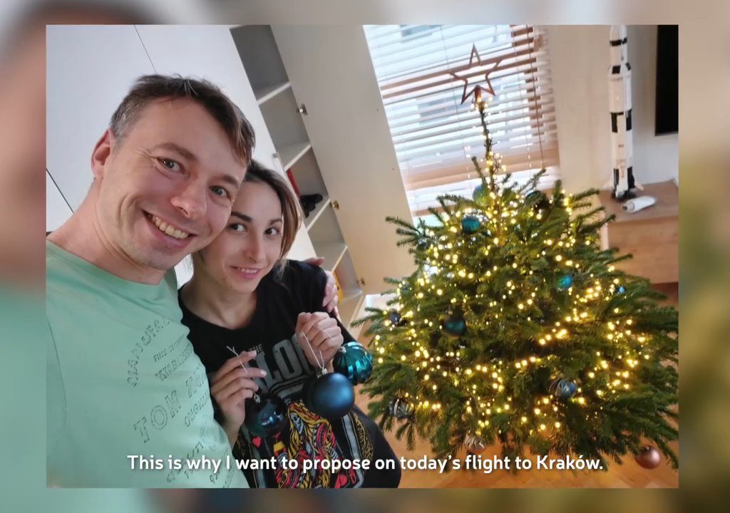 Pilot macht der Stewardess einen Heiratsantrag: Das Video geht viral