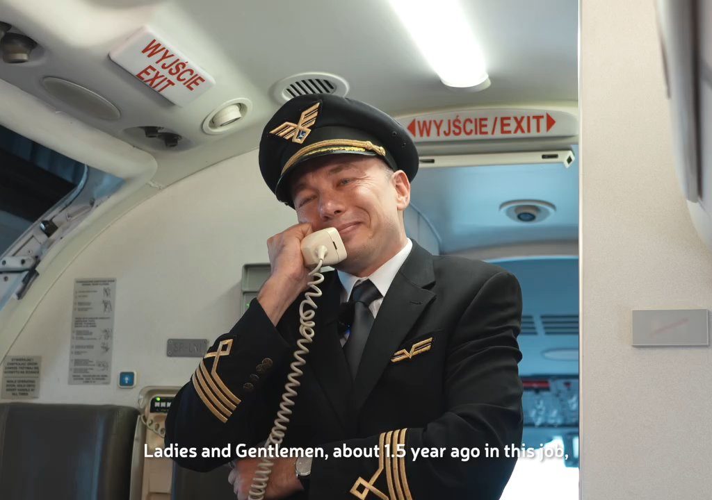 Pilot macht der Stewardess einen Heiratsantrag: Das Video geht viral