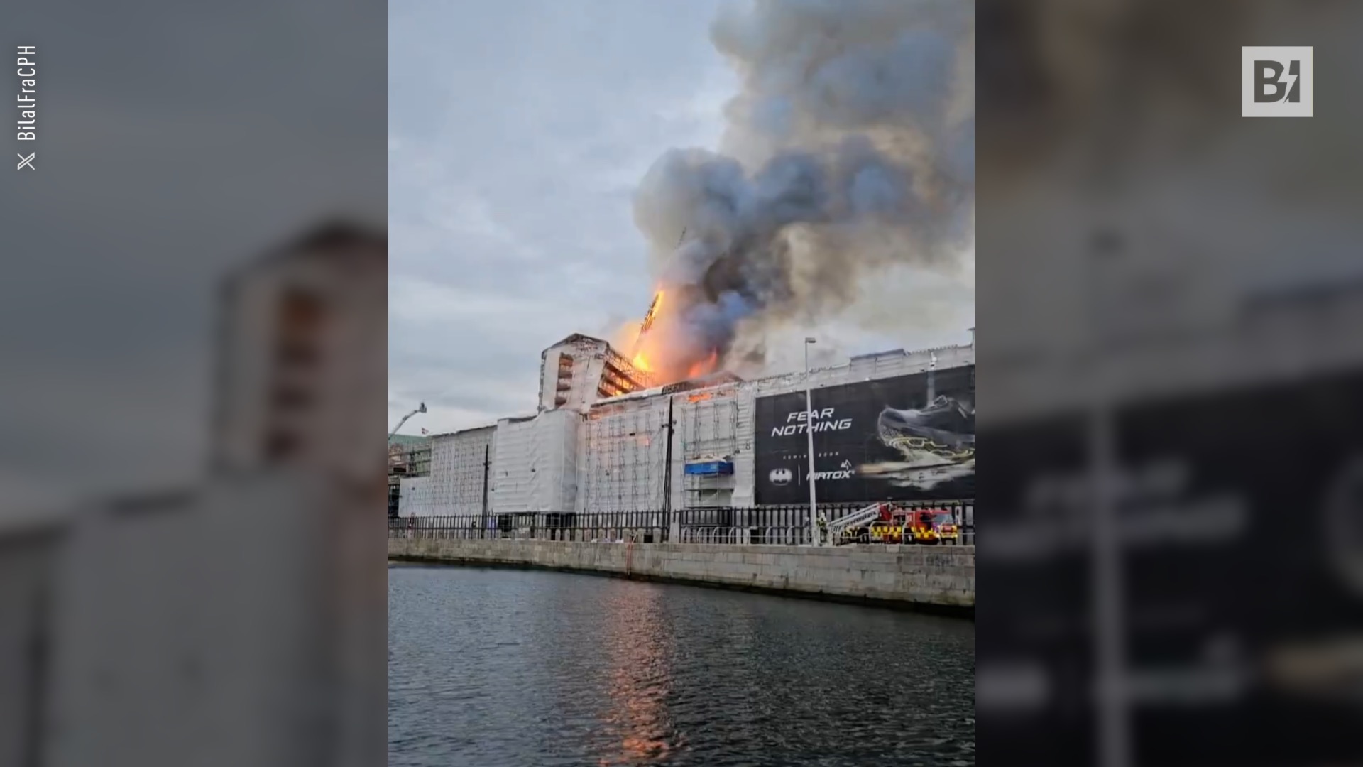 Rogo Copenaghen, il crollo della guglia della Vecchia…