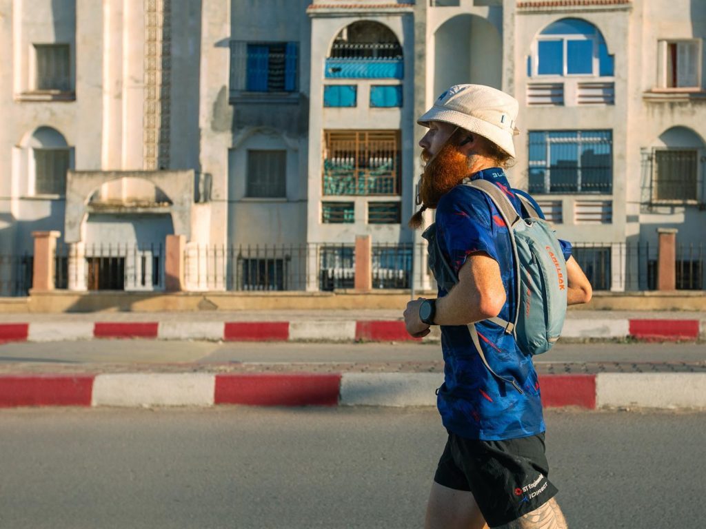 Il Forrest Gump britannico ce l'ha fatta: ha attraversato tutta l'Africa di corsa