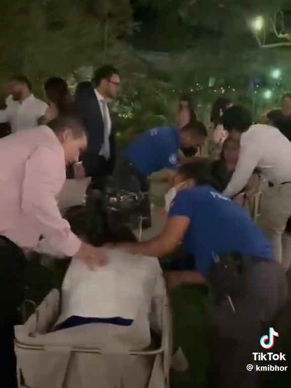 La cena de boda termina con diarrea y vómitos, 100 invitados ebrios