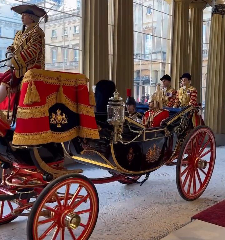 Le roi Charles en colère contre William et Kate, blâmé dans une vidéo sociale : "C'est comme ça qu'ils font toujours"