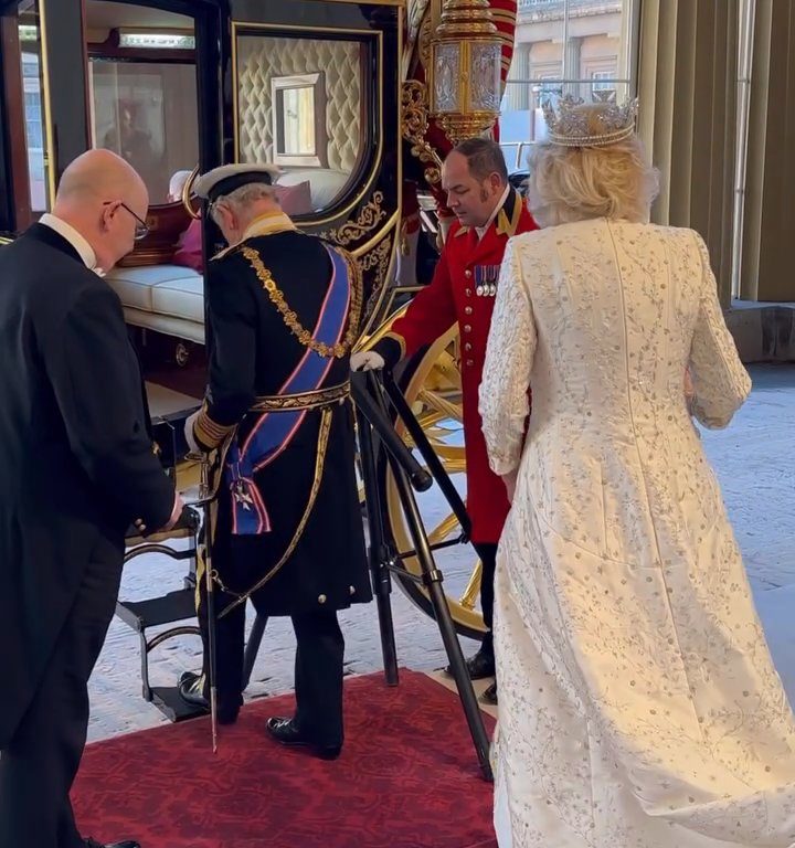 Le roi Charles en colère contre William et Kate, blâmé dans une vidéo sociale : "C'est comme ça qu'ils font toujours"