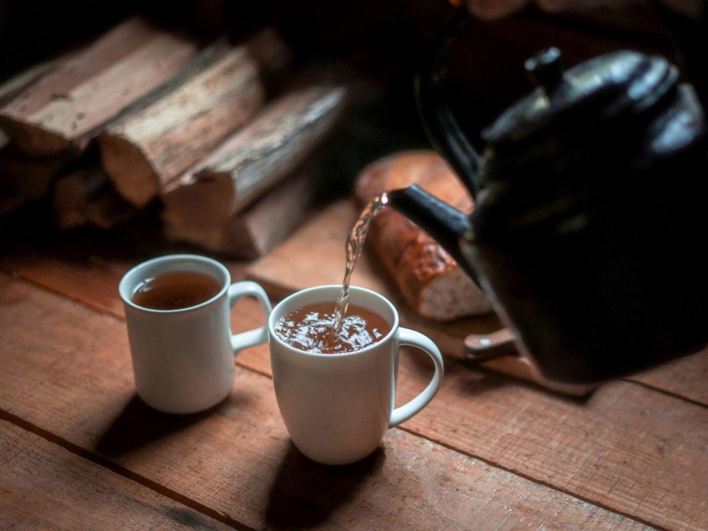 Un estudio científico revela que el té caliente mata al Covid: aquí tienes cuál es el mejor