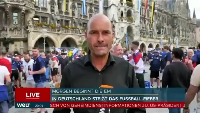 EM 2024, schottischer Fan zieht seinen Kilt hoch und zeigt die „Wurst“ live im Fernsehen