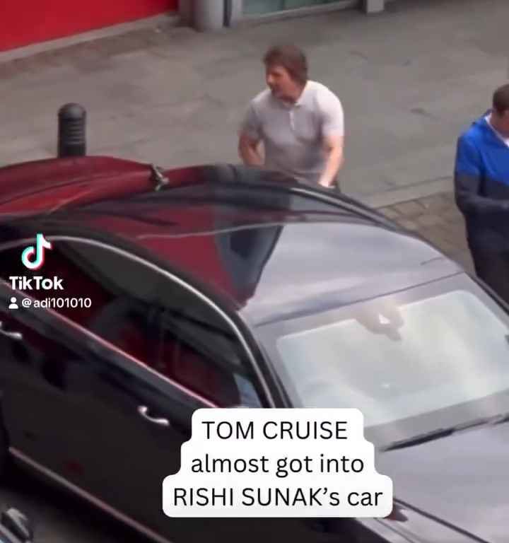 Gaffe di Tom Cruise, filmato mentre "ruba" l'auto al premier Sunak