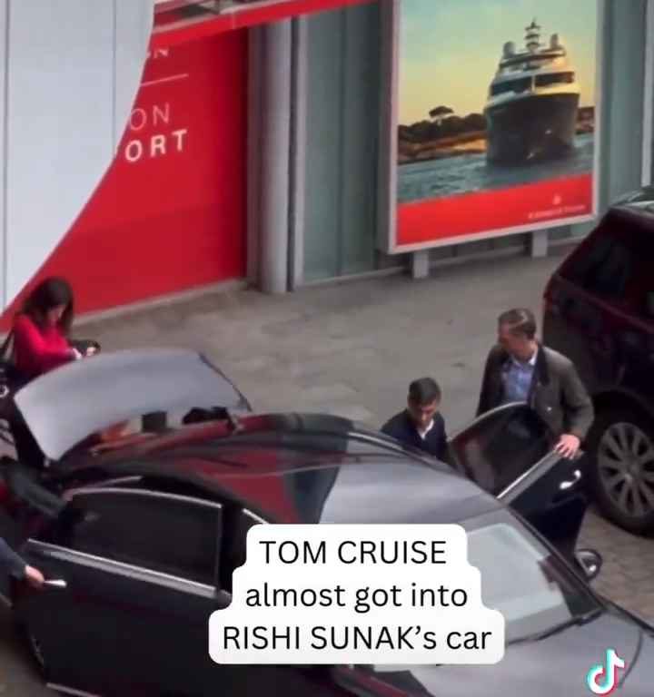 Gaffe di Tom Cruise, filmato mentre "ruba" l'auto al premier Sunak