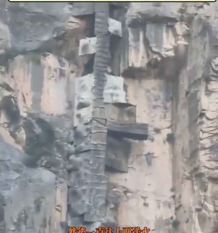 La cascada más alta y espectacular de China es falsa: video revela estafa