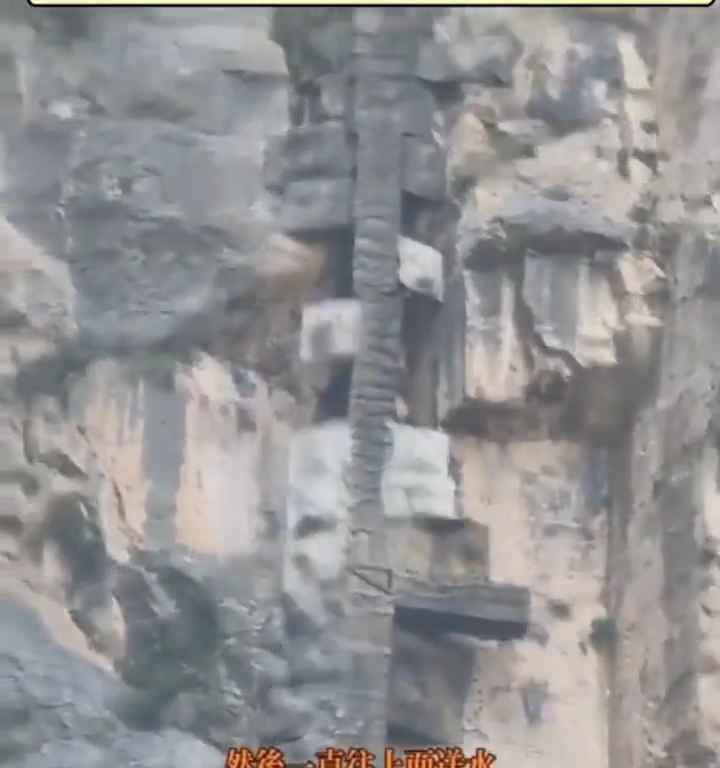 La cascada más alta y espectacular de China es falsa: video revela estafa