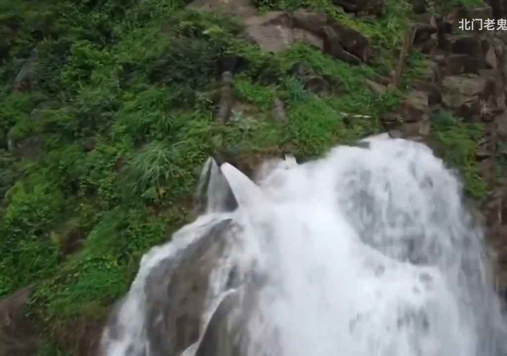 La cascada más alta y espectacular de China es falsa: video revela estafa