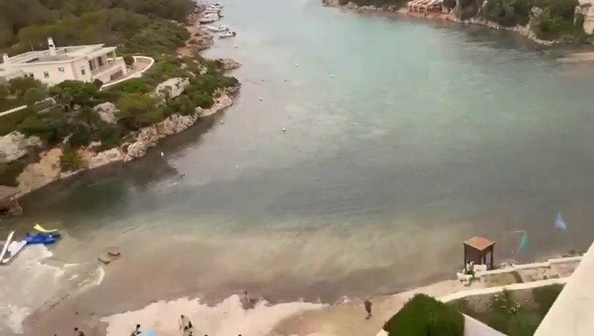 Meteotsunami en Mallorca, el mar invade Puerto Alcudia: vídeos virales