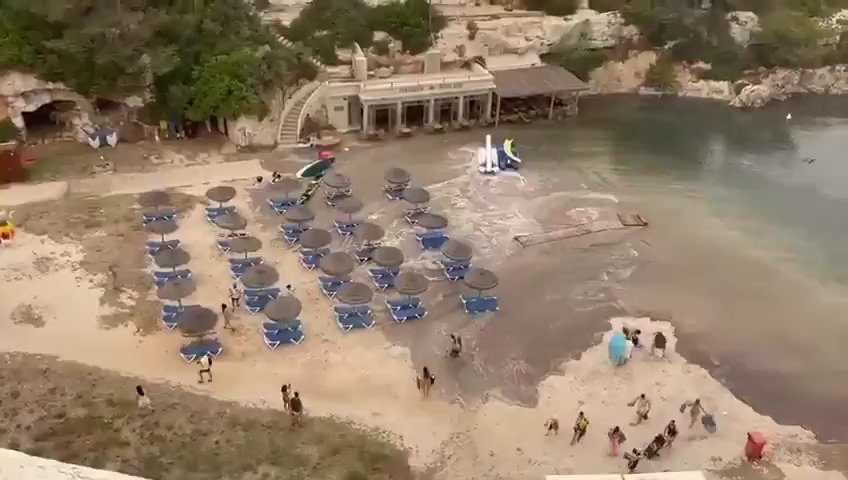 Meteotsunami en Mallorca, el mar invade Puerto Alcudia: vídeos virales