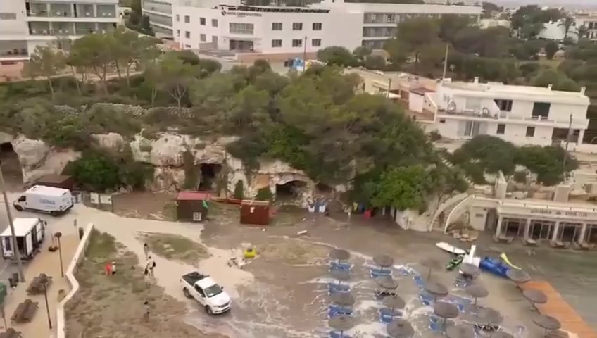 Météotsunami à Majorque, la mer envahit Puerto Alcudia : vidéos virales