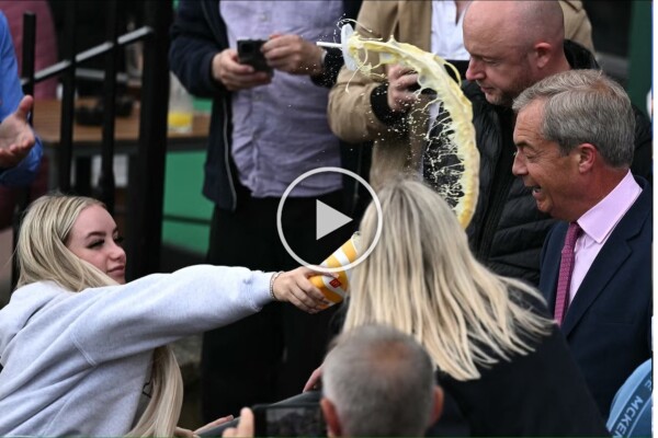 Nigel Farage golpeado con un vaso de batido en la cara