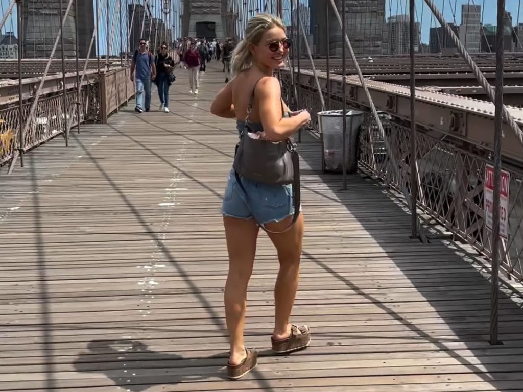 Des nœuds au vent dans les rues de New York : "C'est pour les droits des femmes"