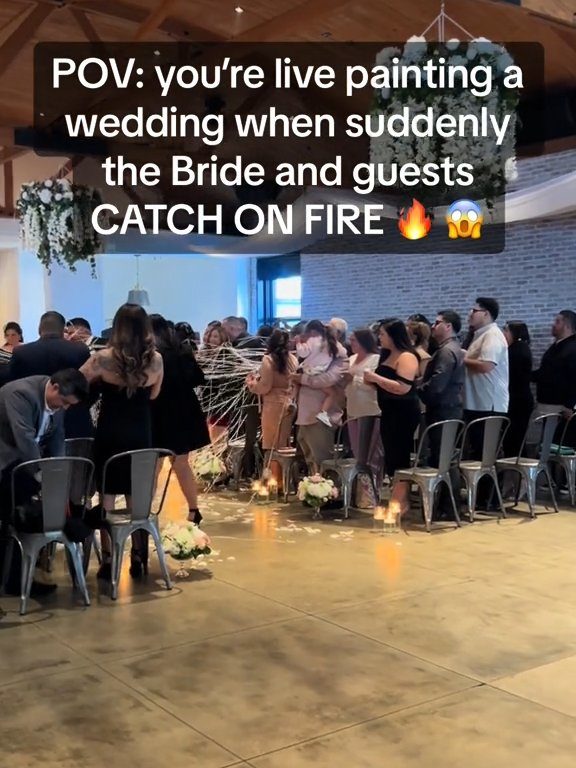 La mariée prend feu pendant la cérémonie, éteinte avec des seaux : il y a une vidéo