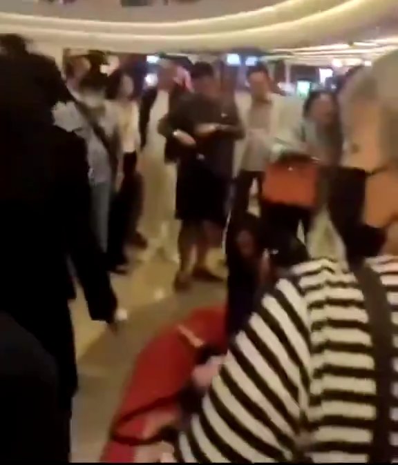 Millonario Jackpot gana en el casino, sufre un infarto al retirar el dinero: video