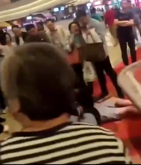 Millonario Jackpot gana en el casino, sufre un infarto al retirar el dinero: video