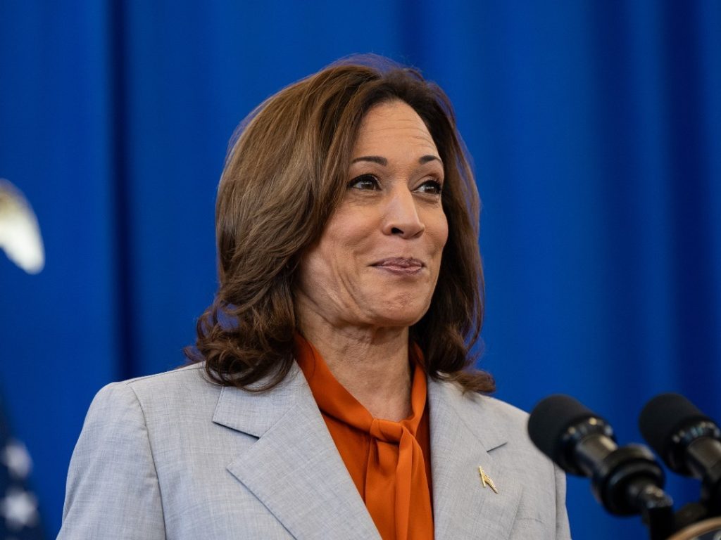 Dal nome al cocco fino al vasino: sette curiosità che non sapevi di Kamala Harris