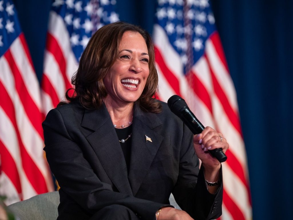 Dal nome al cocco fino al vasino: sette curiosità che non sapevi di Kamala Harris