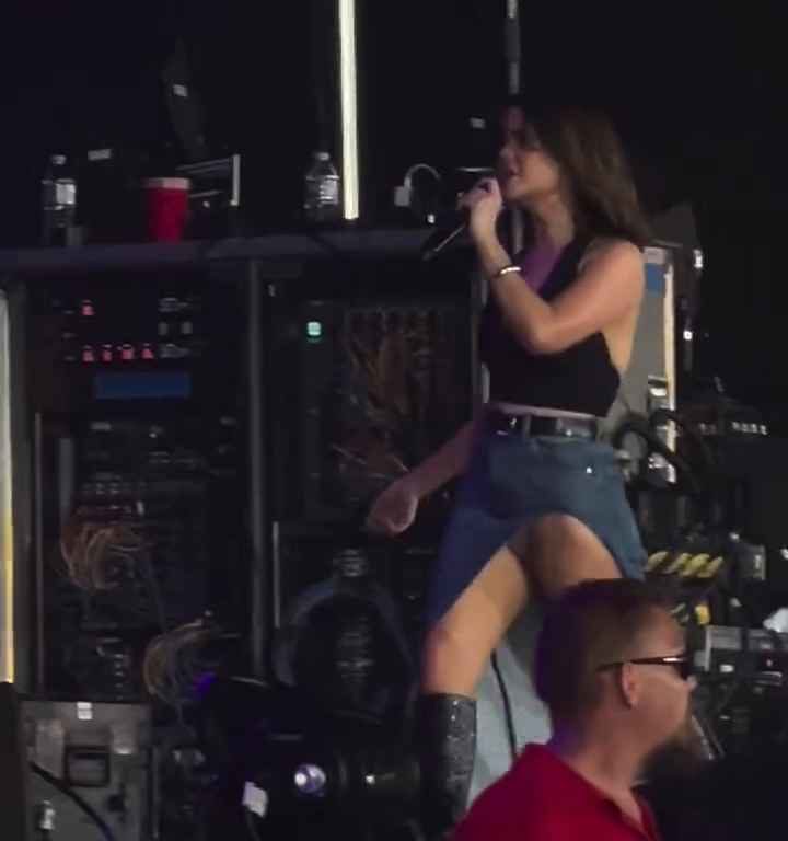 Gaffe sur scène pour Maren Morris, elle chante sans culotte et sa vidéo devient virale