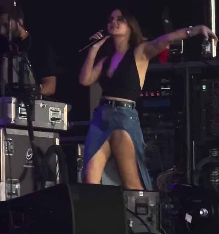 Gaffe sur scène pour Maren Morris, elle chante sans culotte et sa vidéo devient virale