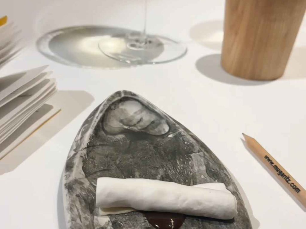 Influencer critica restaurante con estrella Michelin: la policía llega a la cuenta