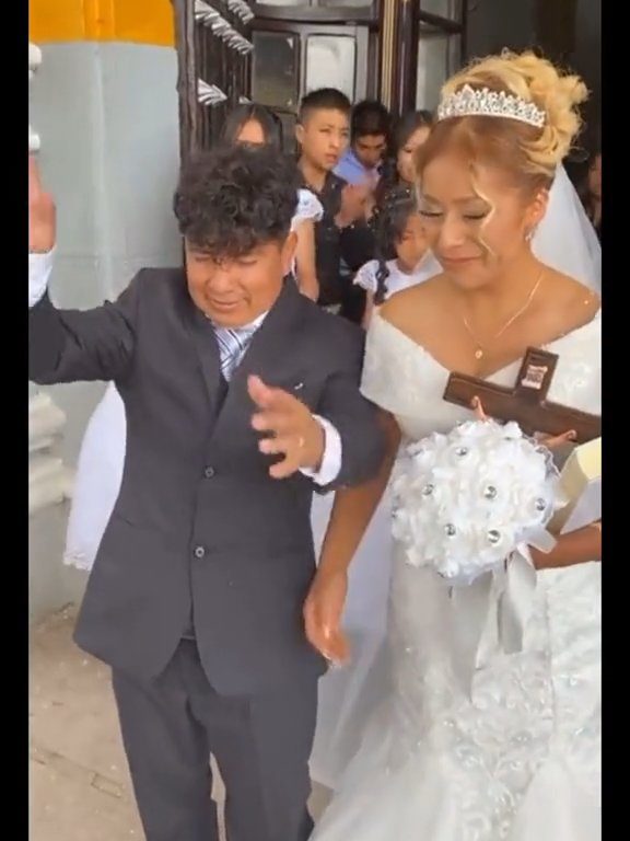 Novio borracho en el altar, novia avergonzada: video de la boda se vuelve viral