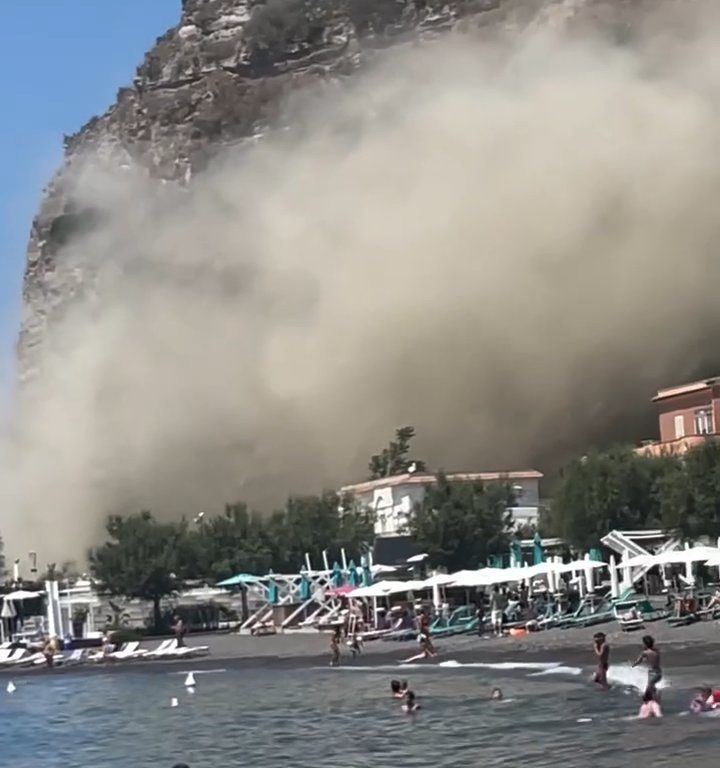 Terremoto en Nápoles, una montaña se derrumba en Procida