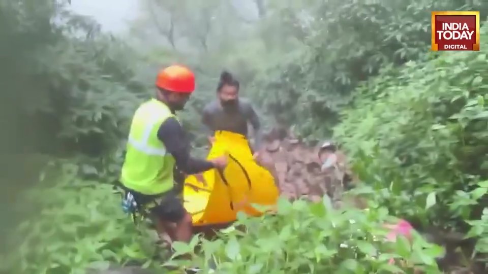 L'influenceuse du voyage se filme sur une cascade et tombe de 90 mètres : morte