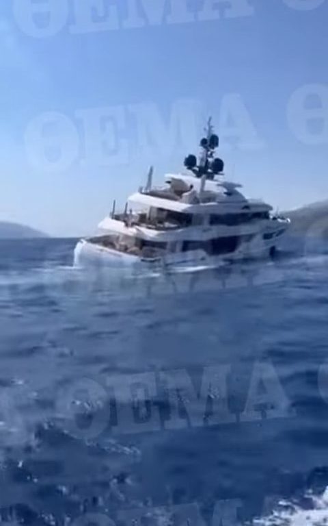 Un yacht de luxe coule en Grèce : l'équipage a oublié d'ouvrir la trappe