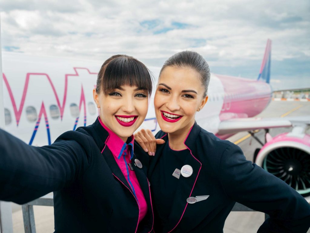 "All you can fly" di Wizz Air, ecco i segreti (e le insidie) dell'offerta