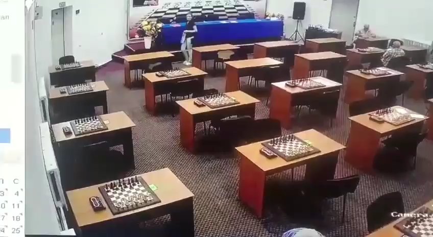 La reine des échecs russe empoisonne sa rivale avec du mercure, une vidéo l'expose