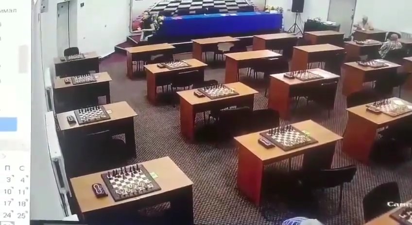 La reine des échecs russe empoisonne sa rivale avec du mercure, une vidéo l'expose