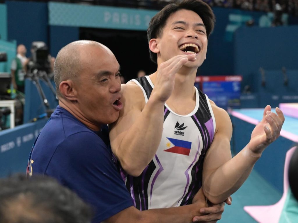 Vince l'oro alle Olimpiadi, atleta premiato con una colonscopia