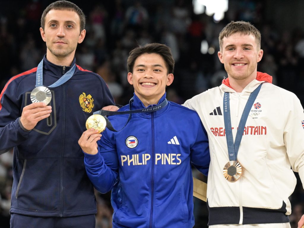 Vince l'oro alle Olimpiadi, atleta premiato con una colonscopia