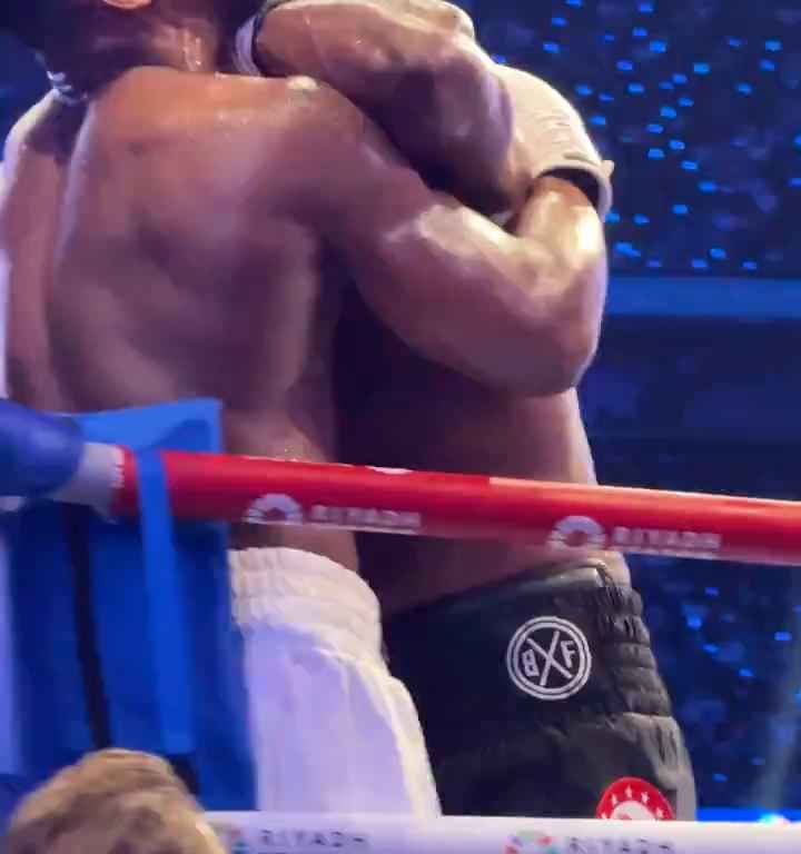 Anthony Joshua und seine herausgestreckte Zunge vor dem Knockout von Daniel Dubois: Die Gründe für die Geste werden enthüllt