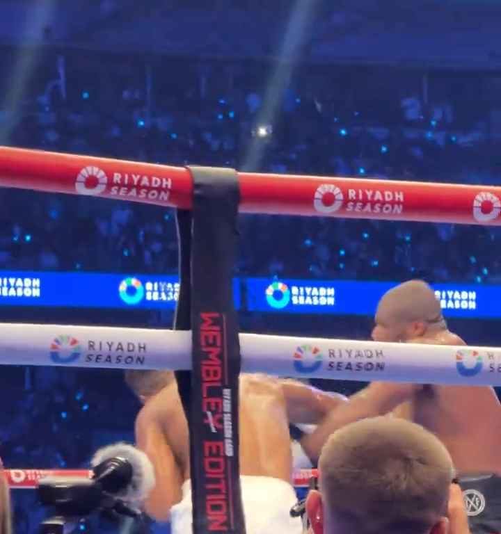 Anthony Joshua y la lengua fuera antes del nocaut de Daniel Dubois: se revelan los motivos del gesto