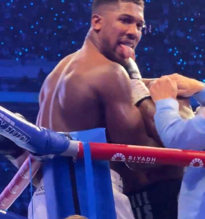 Anthony Joshua y la lengua fuera antes del nocaut de Daniel Dubois: se revelan los motivos del gesto