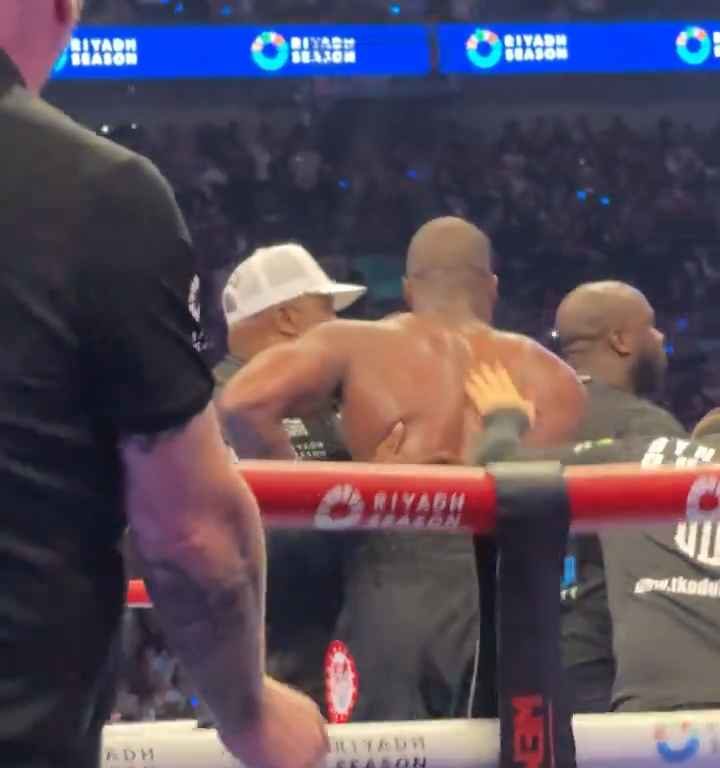 Anthony Joshua y la lengua fuera antes del nocaut de Daniel Dubois: se revelan los motivos del gesto