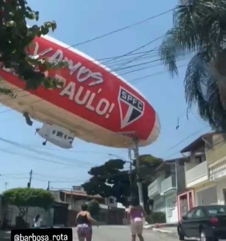 Un dirigeable s'écrase à Sao Paulo : vidéo de l'accident