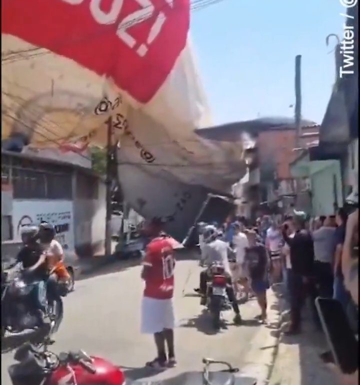 Dirigible se estrella en Sao Paulo: vídeo del accidente