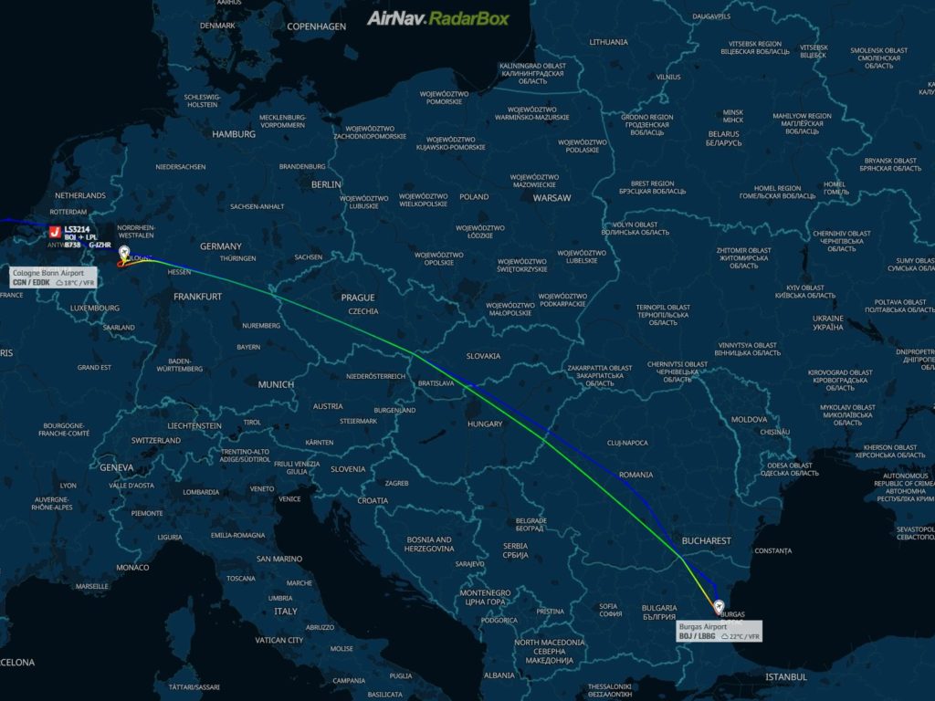 Muore a bordo davanti agli altri passeggeri, aereo costretto ad atterrare