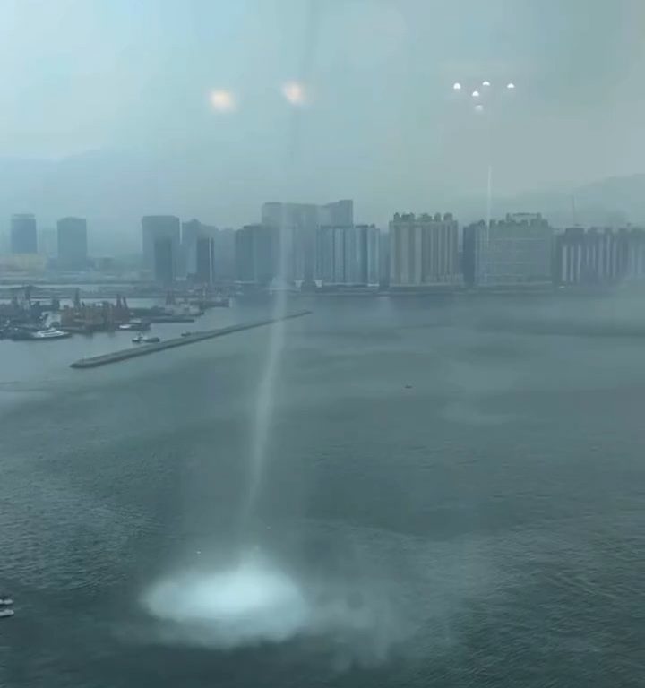 Waterspout erschüttert Hongkong, das hat es seit 1959 nicht mehr gegeben