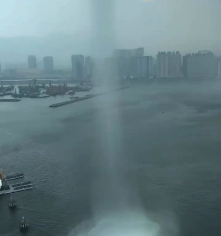 Waterspout erschüttert Hongkong, das hat es seit 1959 nicht mehr gegeben