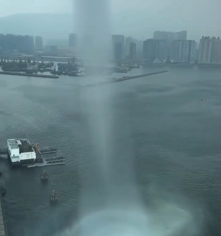 Waterspout erschüttert Hongkong, das hat es seit 1959 nicht mehr gegeben